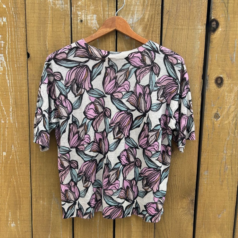 Ann Taylor LOFT Short Sleeve Knit Floral Top Size Large Beige Pink Green